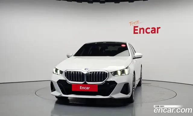 BMW 5 серия 2023 2.0 автомат (гидро), миниатюра 3