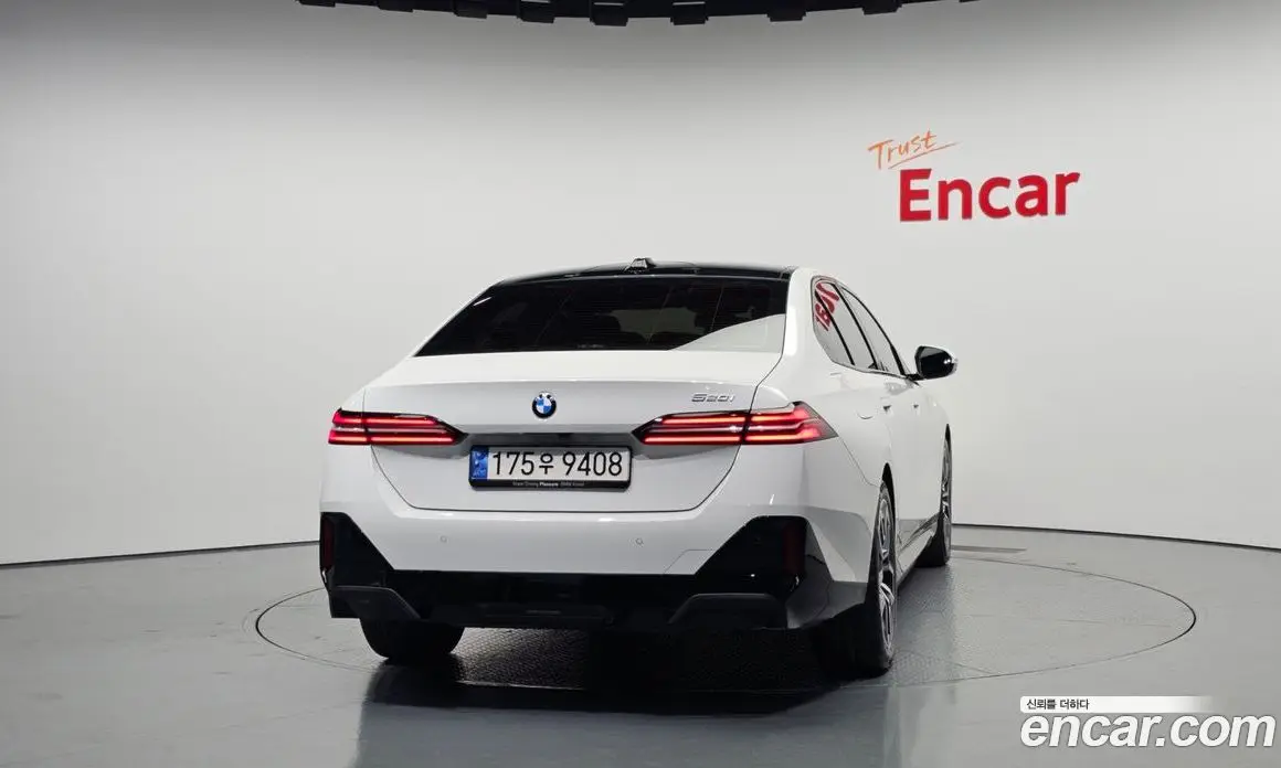 BMW 5 серия 2023 2.0 автомат (гидро), фото 4