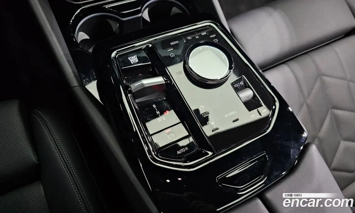 BMW 5 серия 2023 2.0 автомат (гидро), фото 9