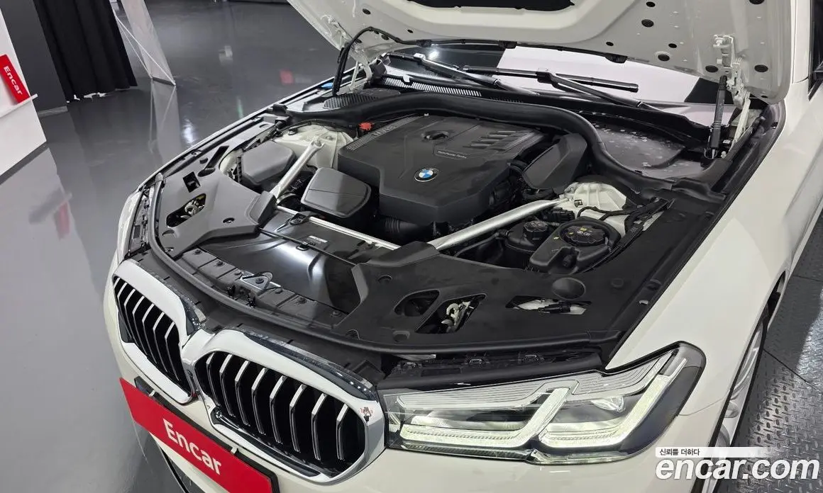 BMW 5 серия 2023 2.0 автомат (гидро), фото 5 BMW 5 серия 2023 2.0 автомат (гидро), фото 5