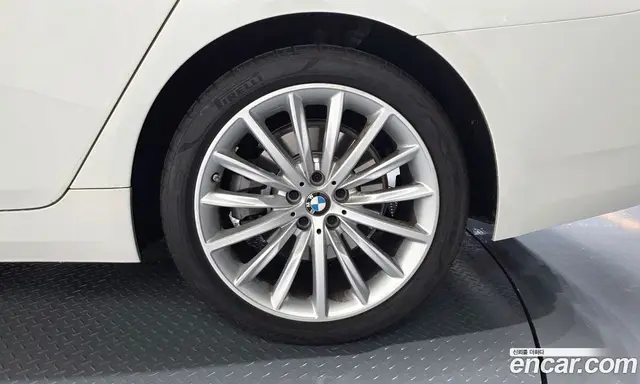 BMW 5 серия 2023 2.0 автомат (гидро), миниатюра 6 BMW 5 серия 2023 2.0 автомат (гидро), миниатюра 6