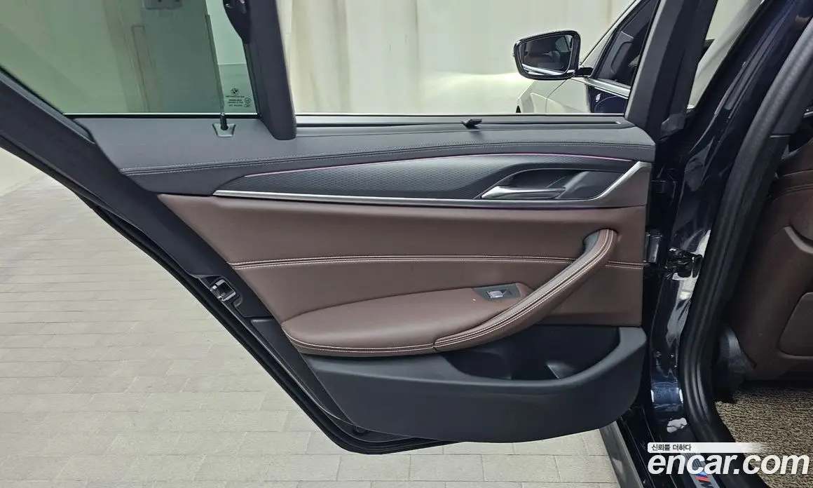 BMW 5 серия 2023 2.0 автомат (гидро), фото 15 BMW 5 серия 2023 2.0 автомат (гидро), фото 15
