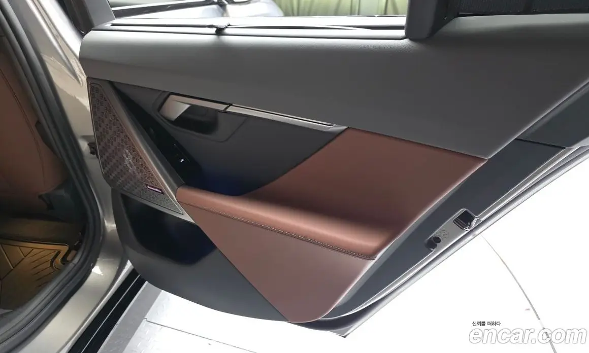 BMW 5 серия 2025 2.0 автомат (гидро), фото 15 BMW 5 серия 2025 2.0 автомат (гидро), фото 15