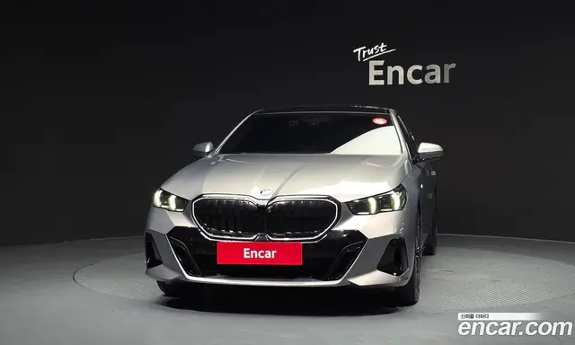 BMW 5 серия 2025 2.0 автомат (гидро), миниатюра 3 BMW 5 серия 2025 2.0 автомат (гидро), миниатюра 3