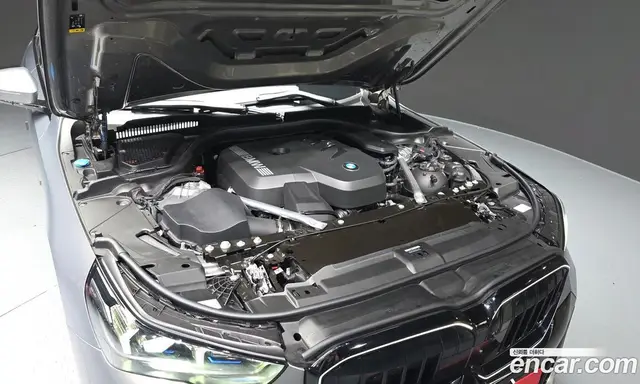 BMW 5 серия 2025 2.0 автомат (гидро), миниатюра 6 BMW 5 серия 2025 2.0 автомат (гидро), миниатюра 6