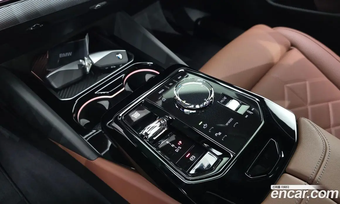 BMW 5 серия 2025 2.0 автомат (гидро), фото 12