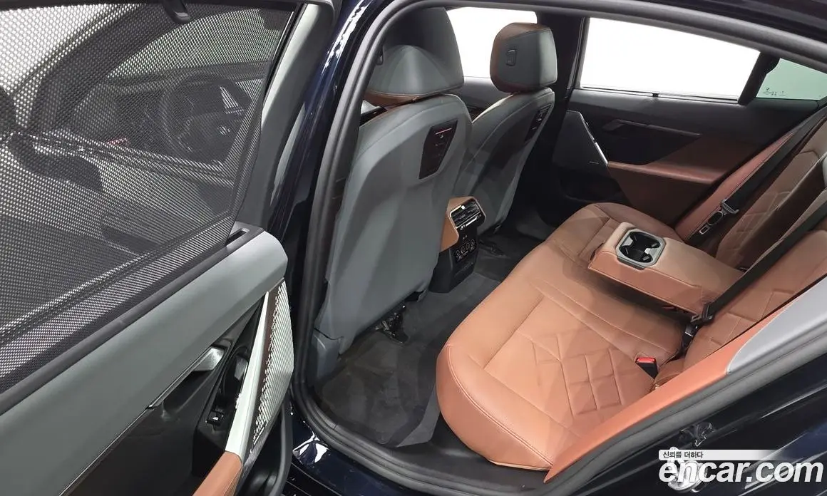 BMW 5 серия 2025 2.0 автомат (гидро), фото 18