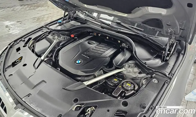 BMW 6 серия 2022 3.0 автомат (гидро), миниатюра 6 BMW 6 серия 2022 3.0 автомат (гидро), миниатюра 6
