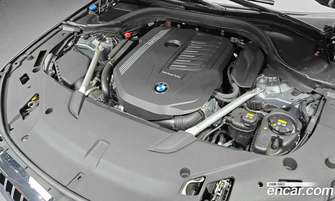 BMW 6 серия 2023 3.0 автомат (гидро), фото 6 BMW 6 серия 2023 3.0 автомат (гидро), фото 6