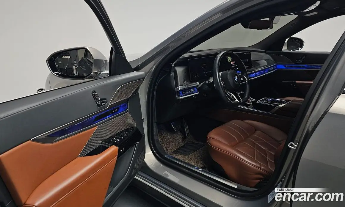 BMW 7 серия 2023 3.0 автомат (гидро), фото 12 BMW 7 серия 2023 3.0 автомат (гидро), фото 12