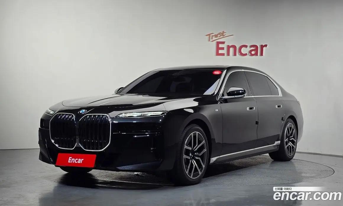 BMW 7 серия 2025 3.0 автомат (гидро), фото 1 BMW 7 серия 2025 3.0 автомат (гидро), фото 1