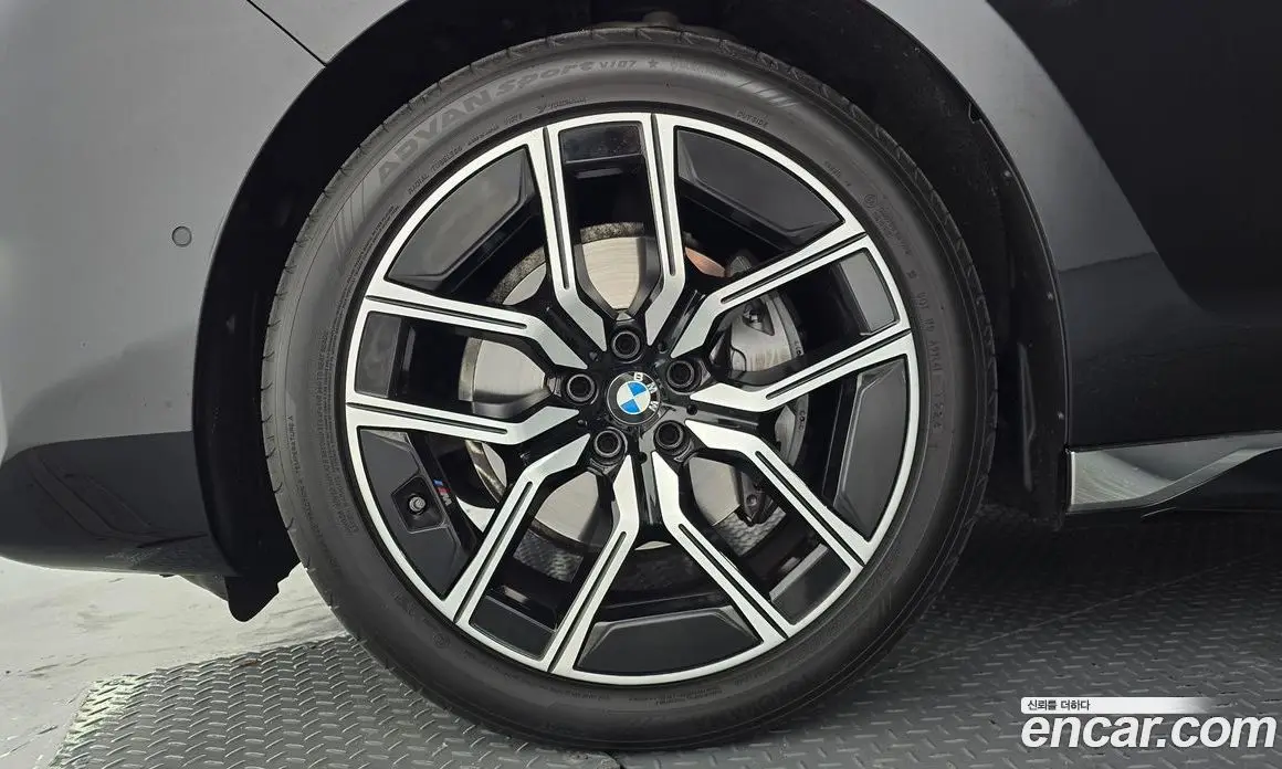 BMW 7 серия 2025 3.0 автомат (гидро), фото 5 BMW 7 серия 2025 3.0 автомат (гидро), фото 5