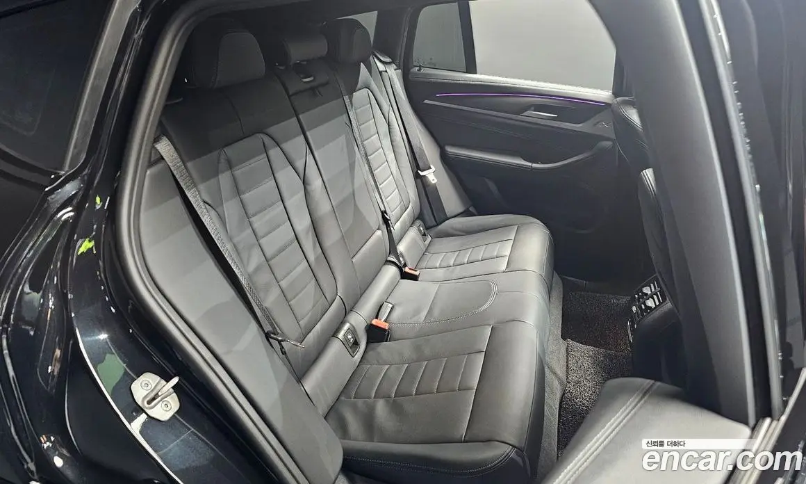 BMW X4 2024 2.0 автомат (гидро), фото 17