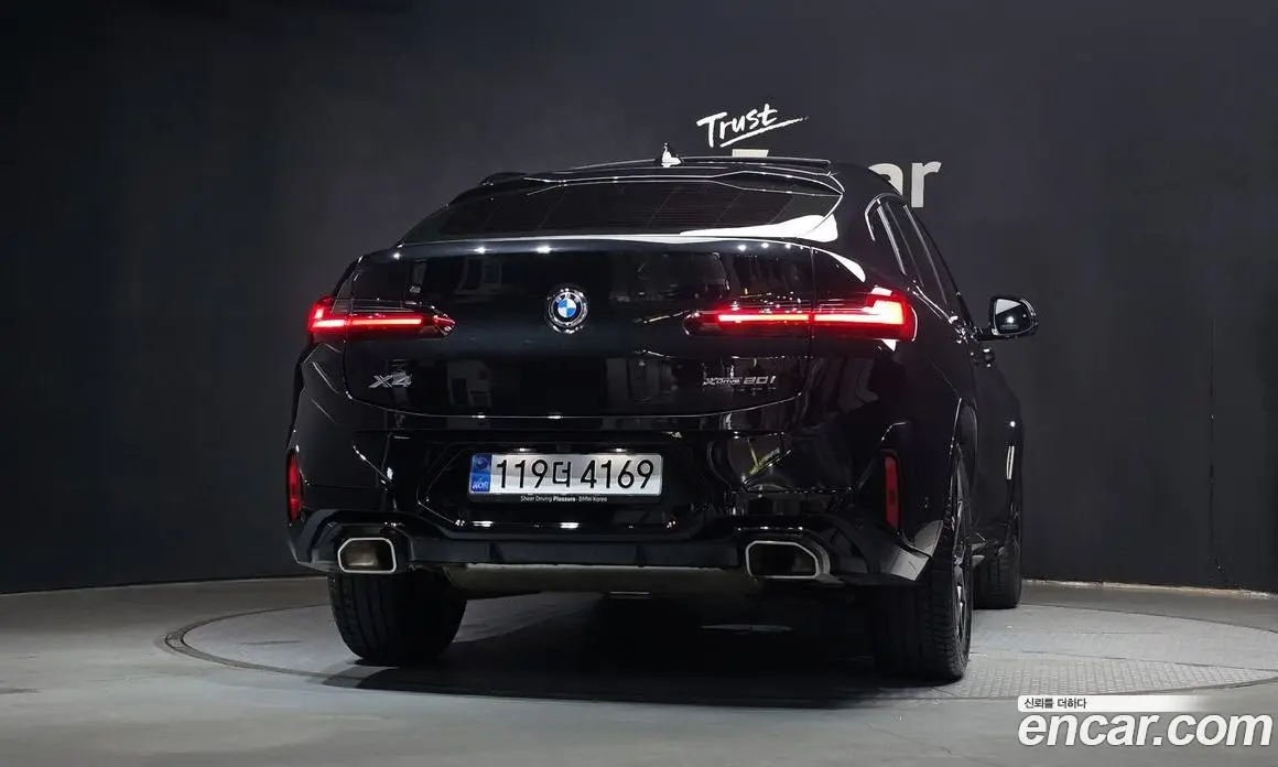 BMW X4 2024 2.0 автомат (гидро), фото 4