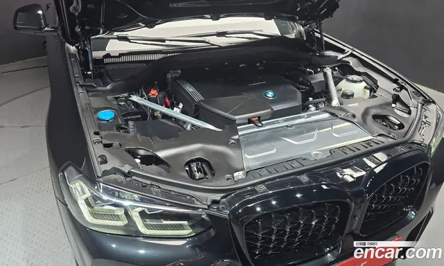 BMW X4 2024 2.0 автомат (гидро), миниатюра 6