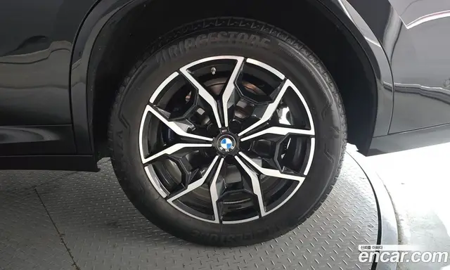 BMW X4 2024 2.0 автомат (гидро), миниатюра 7