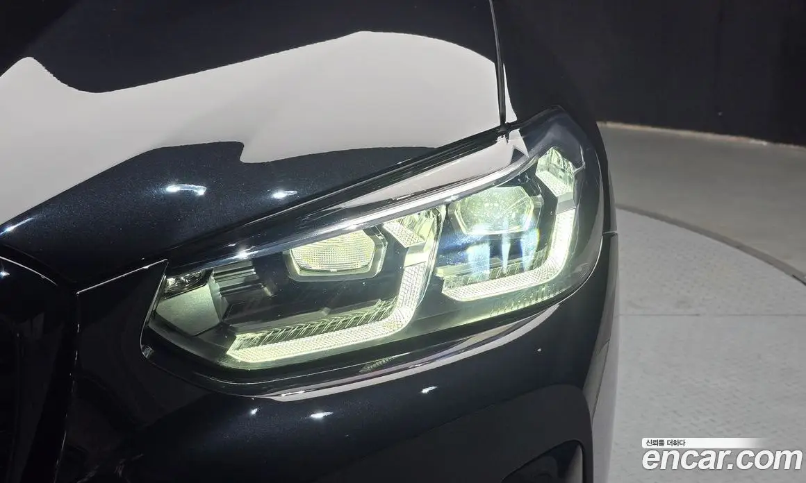 BMW X4 2024 2.0 автомат (гидро), фото 8