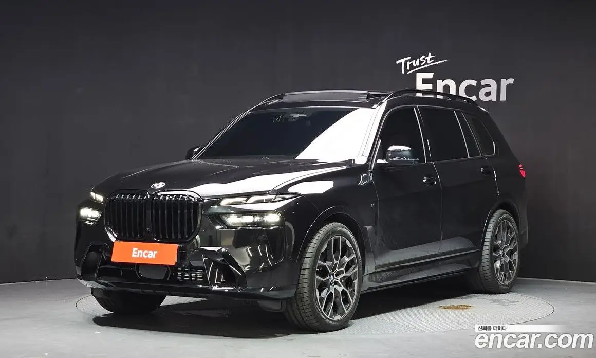 BMW X7 2023 3.0 автомат (гидро), фото 1 BMW X7 2023 3.0 автомат (гидро), фото 1