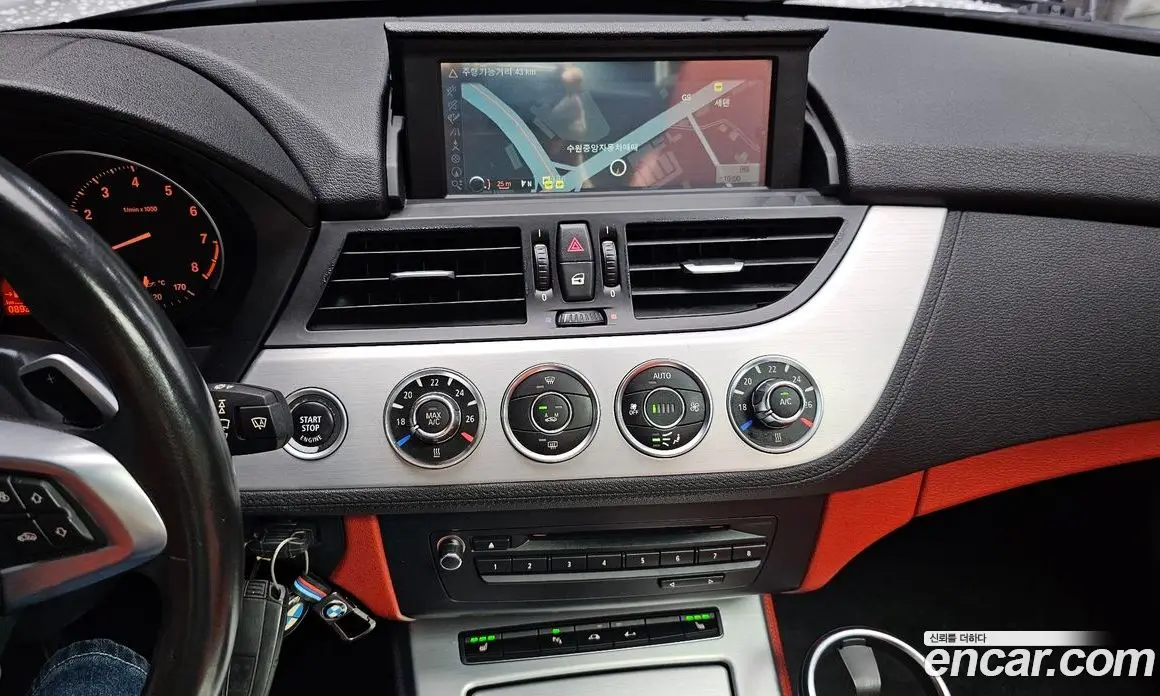 BMW Z4 2013 3.0 автомат (гидро), фото 13 BMW Z4 2013 3.0 автомат (гидро), фото 13