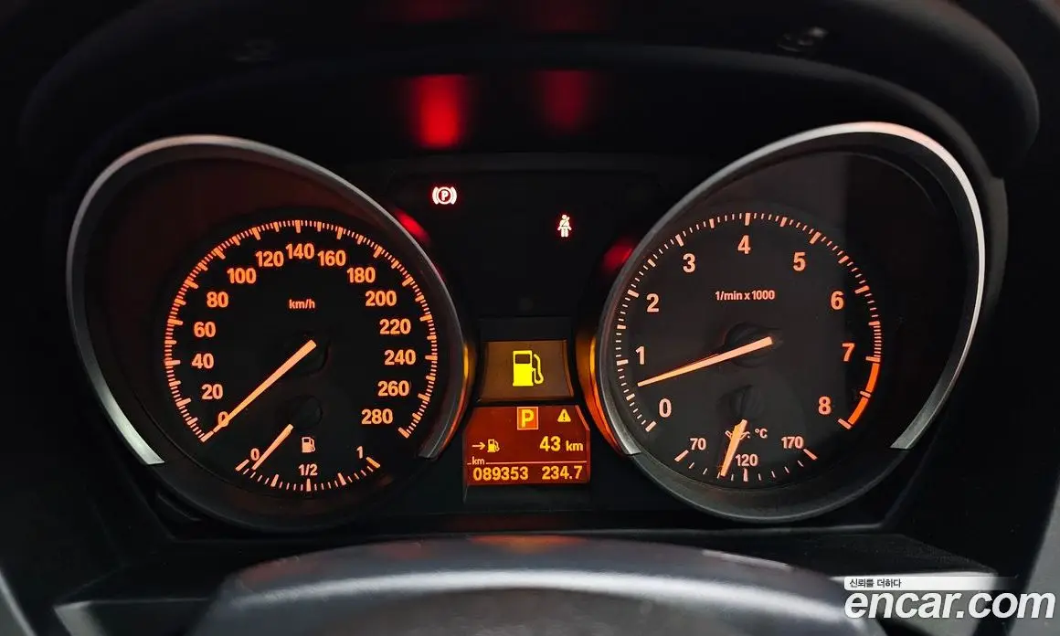 BMW Z4 2013 3.0 автомат (гидро), фото 8 BMW Z4 2013 3.0 автомат (гидро), фото 8