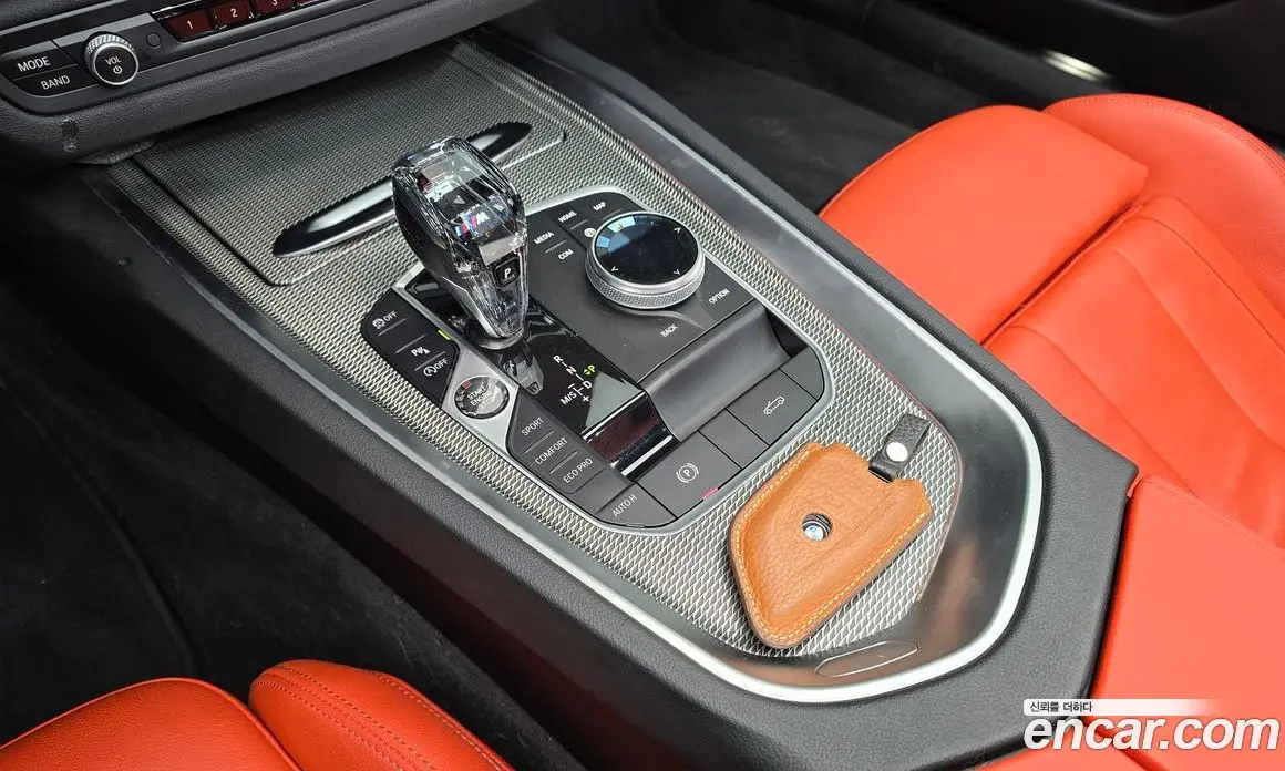 BMW Z4 2023 2.0 автомат (гидро), фото 9 BMW Z4 2023 2.0 автомат (гидро), фото 9