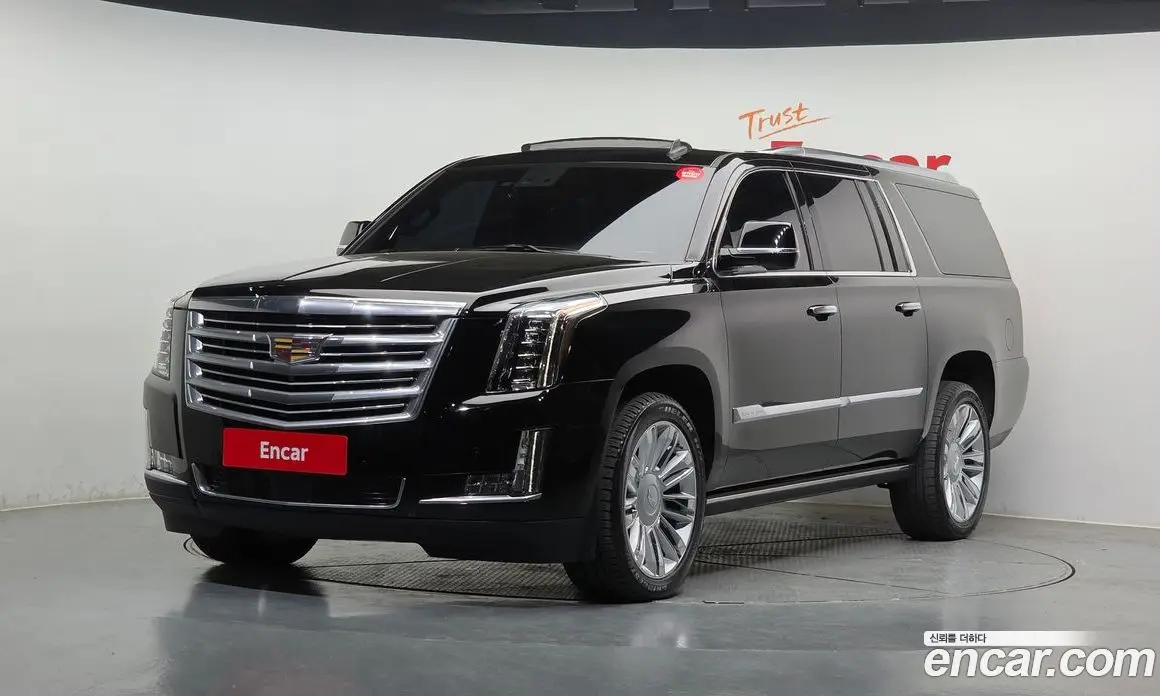 Cadillac Escalade 2016 6.2 автомат (гидро), фото 1 Cadillac Escalade 2016 6.2 автомат (гидро), фото 1