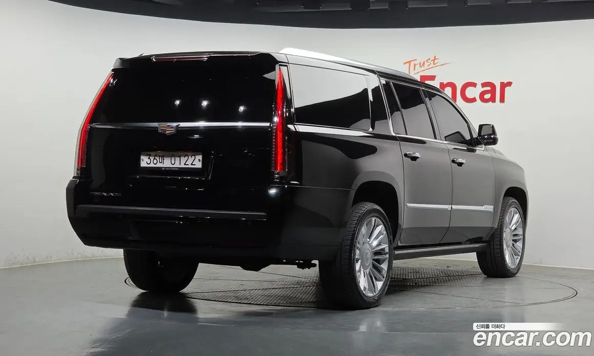 Cadillac Escalade 2016 6.2 автомат (гидро), фото 2 Cadillac Escalade 2016 6.2 автомат (гидро), фото 2