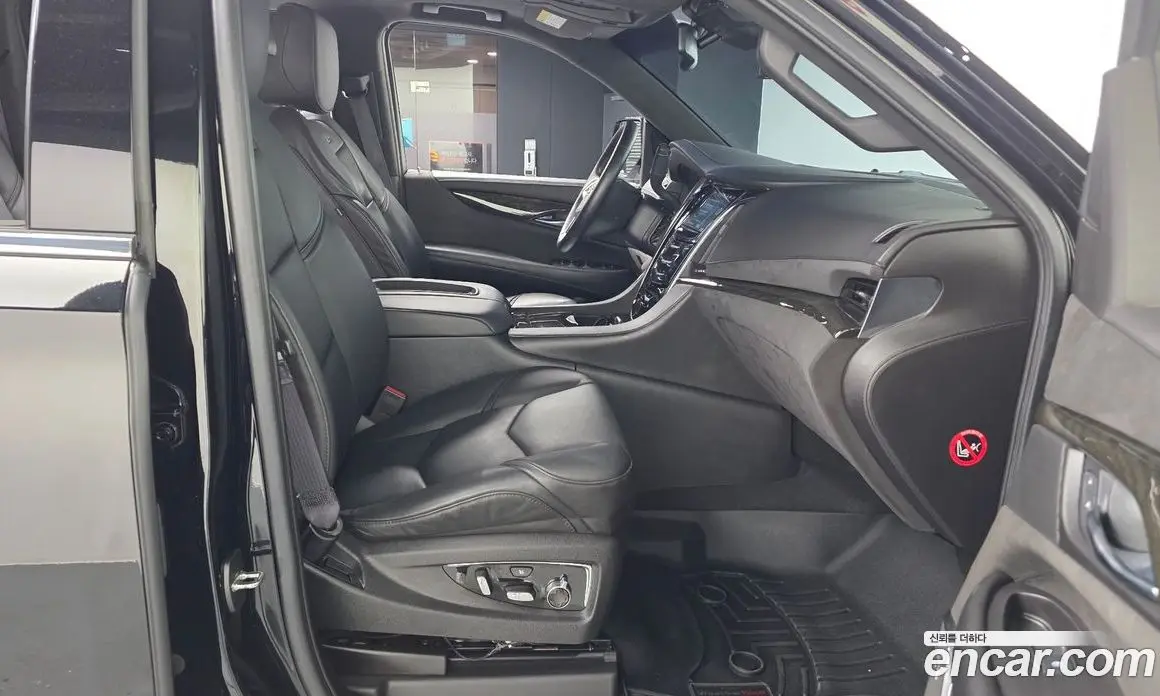 Cadillac Escalade 2016 6.2 автомат (гидро), фото 12 Cadillac Escalade 2016 6.2 автомат (гидро), фото 12
