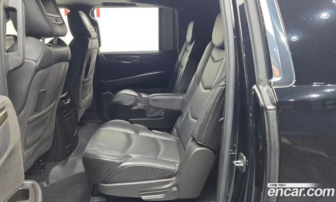 Cadillac Escalade 2016 6.2 автомат (гидро), фото 13 Cadillac Escalade 2016 6.2 автомат (гидро), фото 13