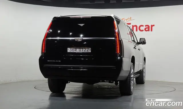 Cadillac Escalade 2016 6.2 автомат (гидро), миниатюра 4 Cadillac Escalade 2016 6.2 автомат (гидро), миниатюра 4