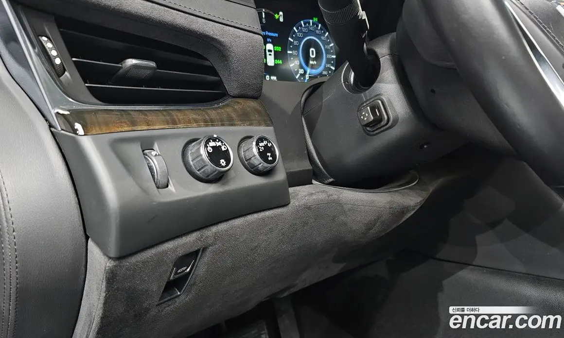 Cadillac Escalade 2018 6.2 автомат (гидро), фото 13 Cadillac Escalade 2018 6.2 автомат (гидро), фото 13