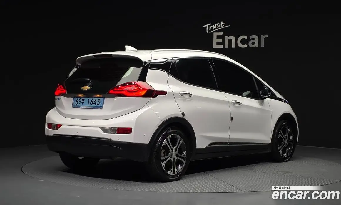 Chevrolet Bolt EV 2018 0.2 автомат (гидро), фото 2 Chevrolet Bolt EV 2018 0.2 автомат (гидро), фото 2