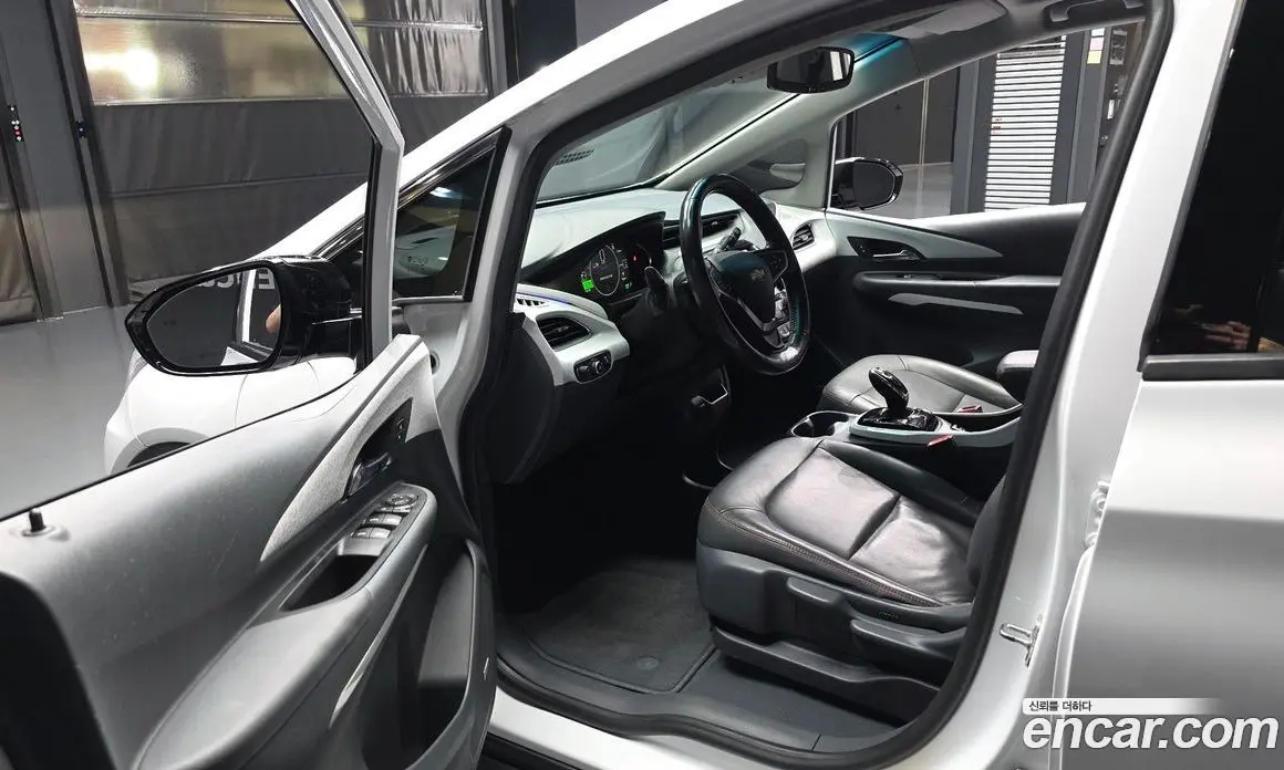 Chevrolet Bolt EV 2018 0.2 автомат (гидро), фото 13 Chevrolet Bolt EV 2018 0.2 автомат (гидро), фото 13