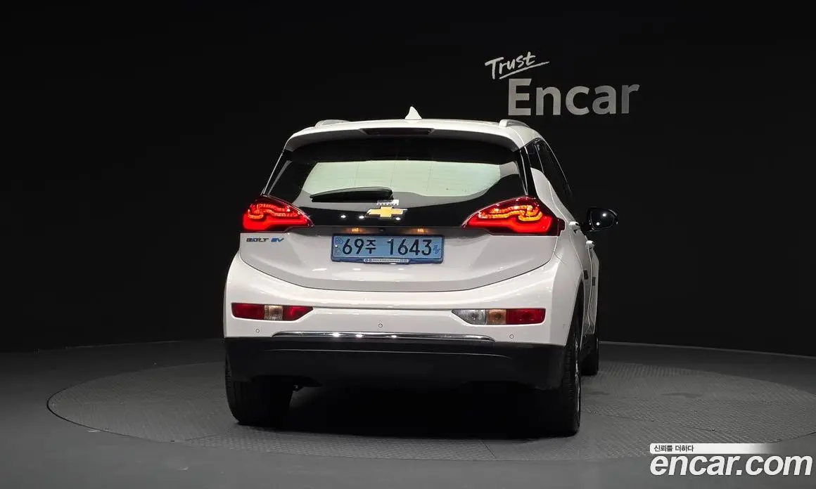 Chevrolet Bolt EV 2018 0.2 автомат (гидро), фото 4 Chevrolet Bolt EV 2018 0.2 автомат (гидро), фото 4