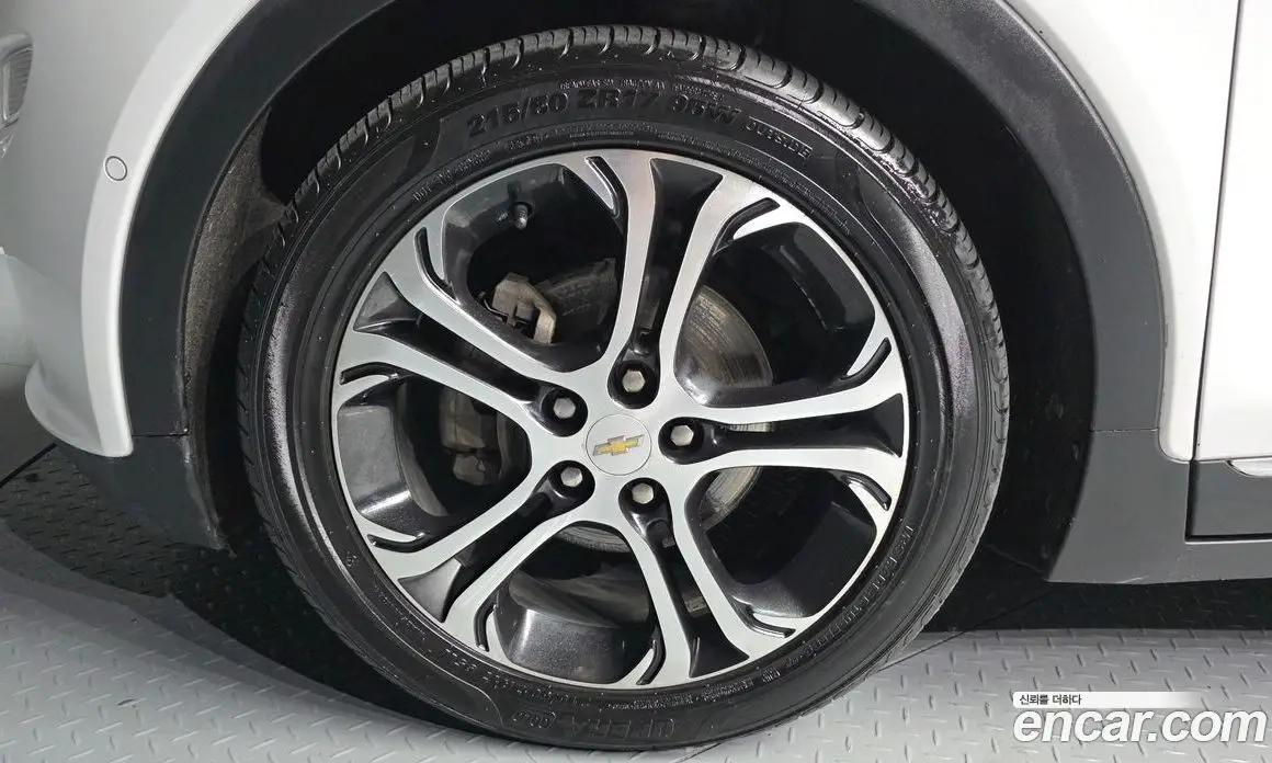 Chevrolet Bolt EV 2018 0.2 автомат (гидро), фото 5 Chevrolet Bolt EV 2018 0.2 автомат (гидро), фото 5