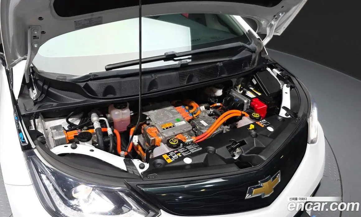 Chevrolet Bolt EV 2018 0.2 автомат (гидро), фото 6 Chevrolet Bolt EV 2018 0.2 автомат (гидро), фото 6