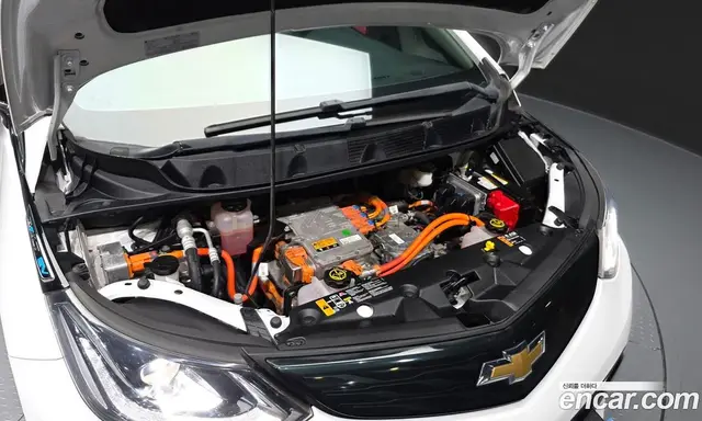 Chevrolet Bolt EV 2018 0.2 автомат (гидро), миниатюра 6 Chevrolet Bolt EV 2018 0.2 автомат (гидро), миниатюра 6