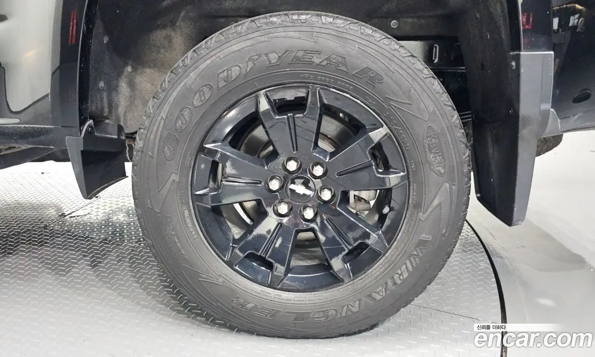 Chevrolet Colorado 2022 3.6 автомат (гидро), фото 6 Chevrolet Colorado 2022 3.6 автомат (гидро), фото 6