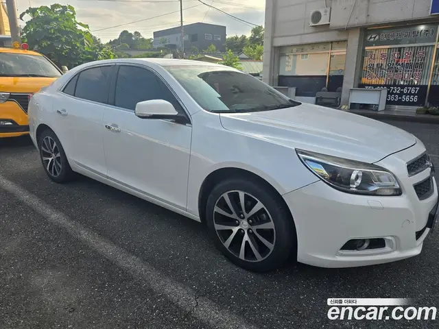 Chevrolet Malibu 2016 2.4 автомат (гидро), миниатюра 1 Chevrolet Malibu 2016 2.4 автомат (гидро), миниатюра 1