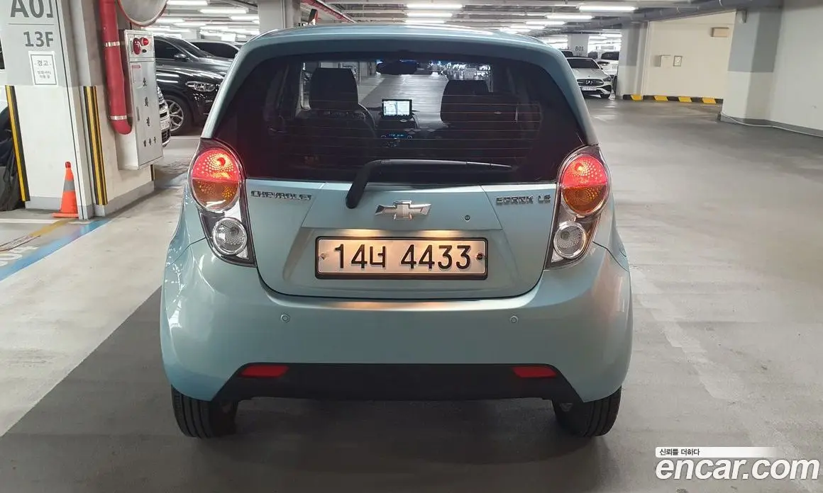 Chevrolet Spark 2011 1.0 механика, фото 5