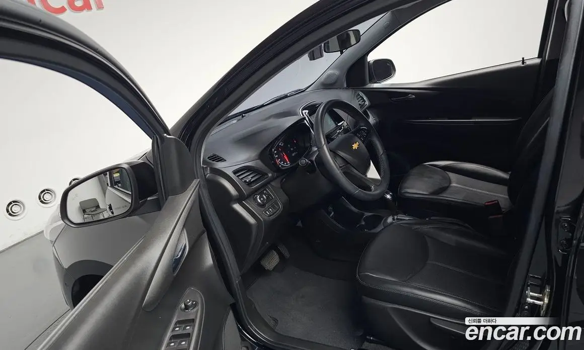 Chevrolet Spark 2017 1.0 автомат (гидро), фото 12