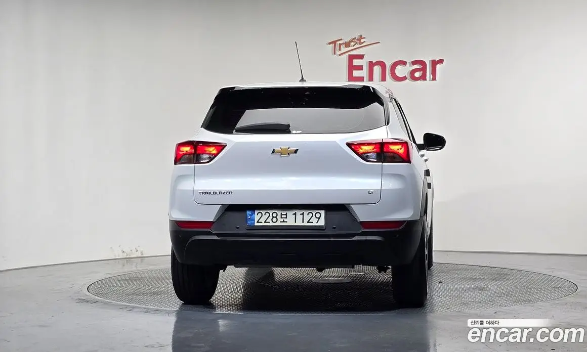 Chevrolet TrailBlazer 2021 1.3 автомат (гидро), фото 4 Chevrolet TrailBlazer 2021 1.3 автомат (гидро), фото 4