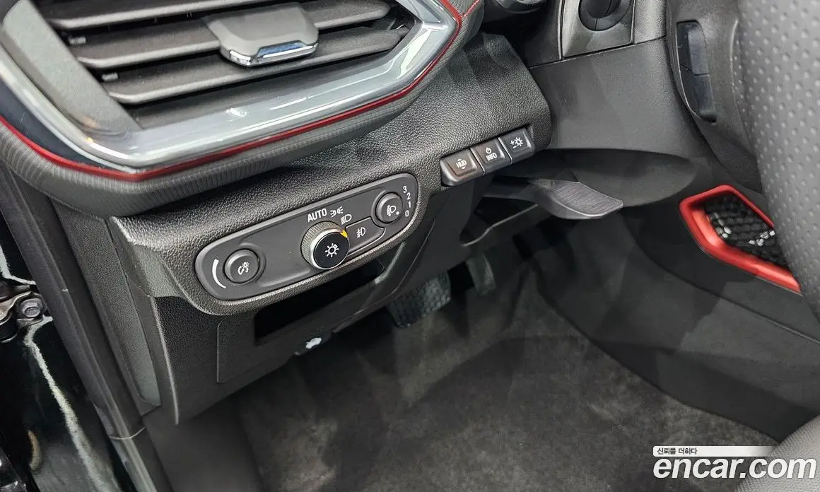 Chevrolet TrailBlazer 2022 1.3 автомат (гидро), фото 25 Chevrolet TrailBlazer 2022 1.3 автомат (гидро), фото 25