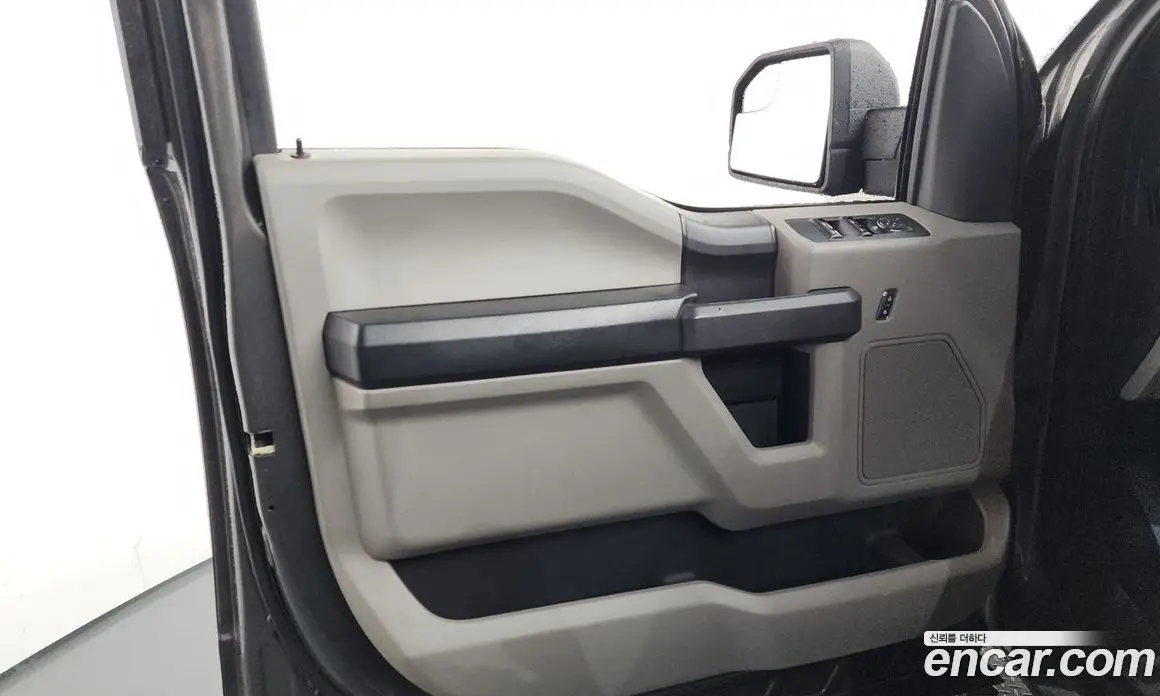 Ford F150 2017 2.7 автомат (гидро), фото 14 Ford F150 2017 2.7 автомат (гидро), фото 14
