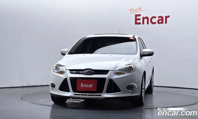 Ford Focus 2012 2.0 автомат (гидро), миниатюра 3