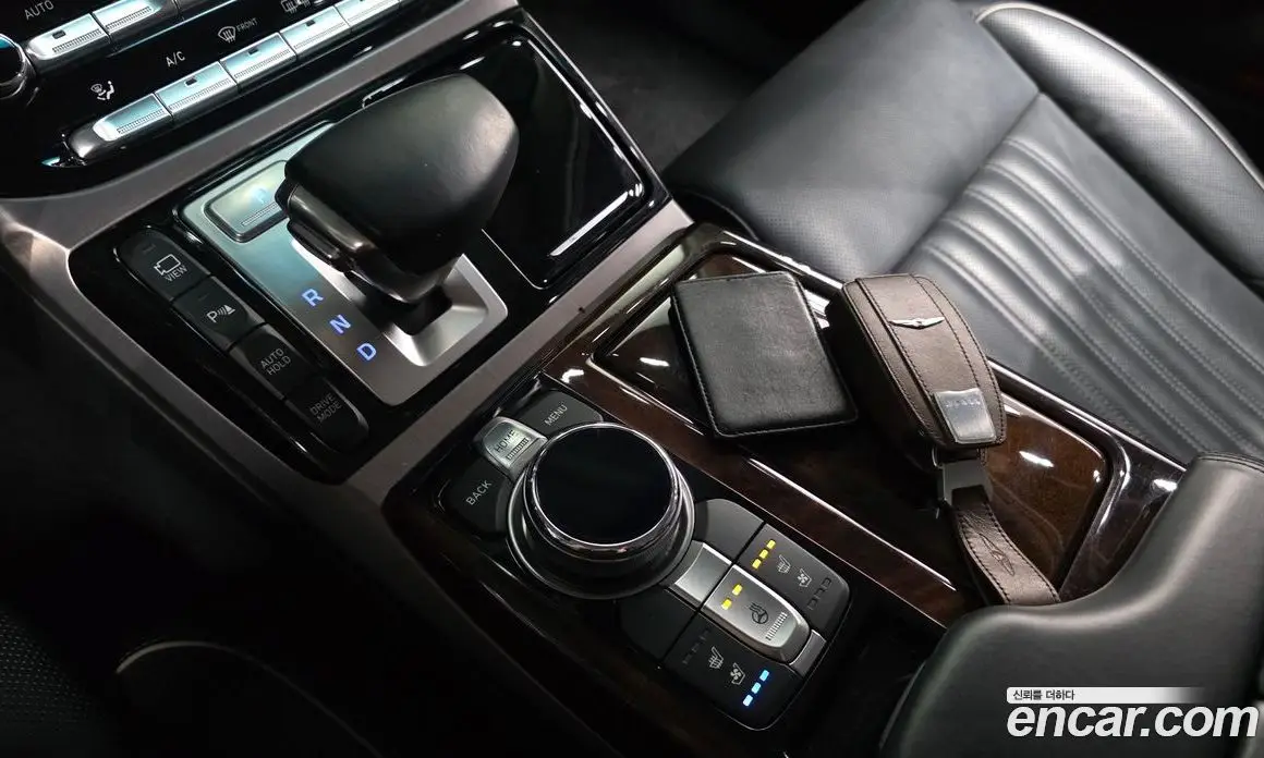 Genesis EQ900 2016 3.8 автомат (гидро), фото 12 Genesis EQ900 2016 3.8 автомат (гидро), фото 12