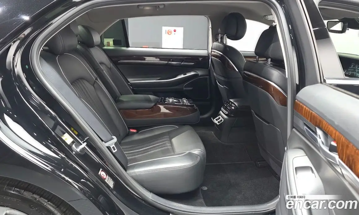 Genesis EQ900 2016 3.8 автомат (гидро), фото 18 Genesis EQ900 2016 3.8 автомат (гидро), фото 18