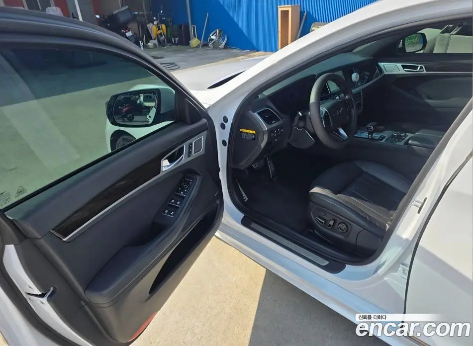 Genesis G80 2018 3.3 автомат (гидро), фото 8 Genesis G80 2018 3.3 автомат (гидро), фото 8