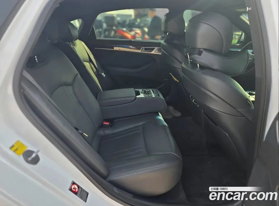 Genesis G80 2018 3.3 автомат (гидро), фото 9 Genesis G80 2018 3.3 автомат (гидро), фото 9