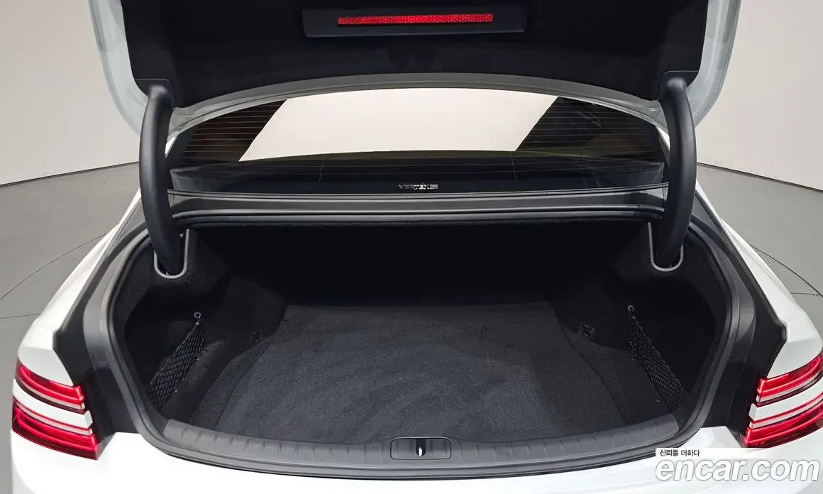 Genesis G80 2025 2.5 автомат (гидро), фото 25 Genesis G80 2025 2.5 автомат (гидро), фото 25
